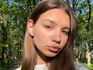 beautiful webcam girl LaraineBologna