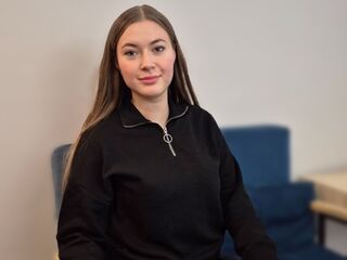 hardcore cam LeaDarcy