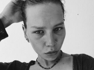 kinky cam picture LeeanneYepes