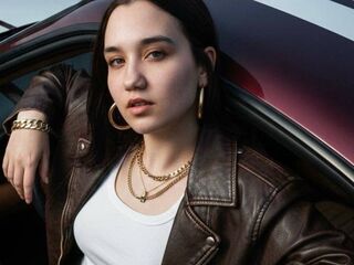 chat room live web cam LeraMednis