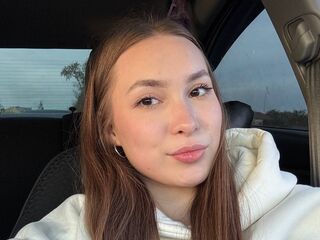 camslut spreading pussy LexieNastasia