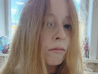 naked girl with webcam fingering LonaTonas