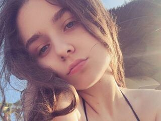 hot girl webcam LuanaContratto