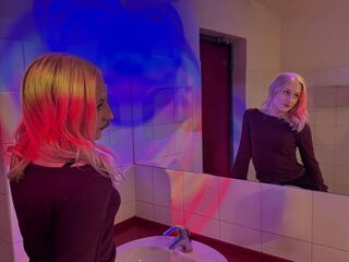 live cam girl LucilleWiste