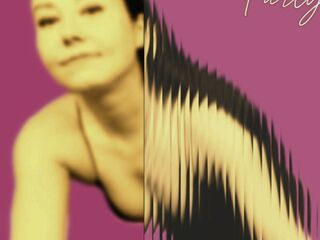 free live camsex LucyLevatto