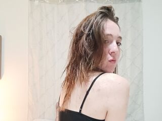 topless webcam girl LunaRosebud