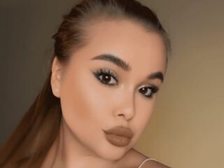 girl cam free MaeWilkins