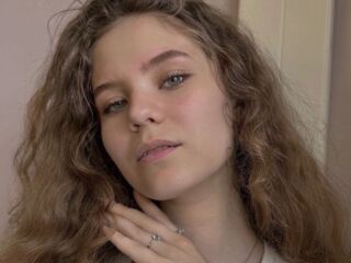 kinky webcam model MatildeKromka