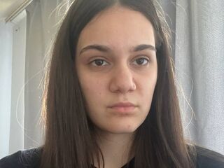 naked webcam girl masturbating MeiCruzan