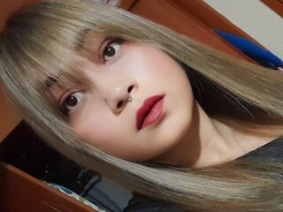cam girl live MercellaMorelli
