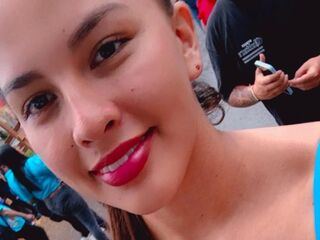 nude camgirl picture MiaRosele