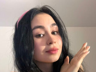 free live webcam chat MinnieMile