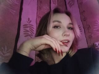 fingering cam girl video NancyRoysse