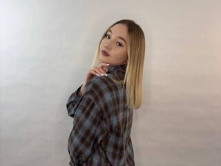 camwhore masturbating with dildo NatashiaStrevell