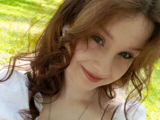 bedroom webcam NickieKounlavong