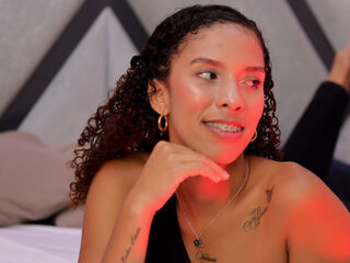 hardcore live show NicoleBakker