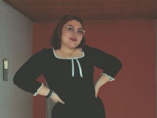 girl chat room NovaStuart