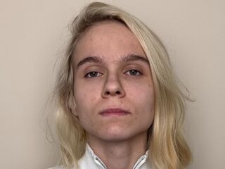 free adult cam PoulaShade