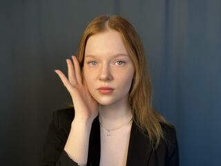 naked cam girl fingering pussy RonnieAbraham