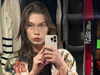 naughty chat room RubyRedkis