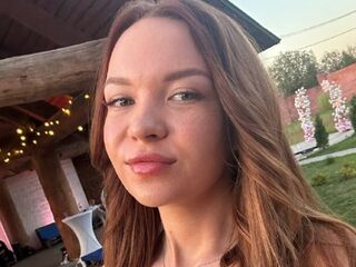 free adult cam SadeBergum