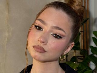 live strip tease show SeyolaHilgerst