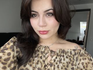 girl showing pussy ShantaleParist