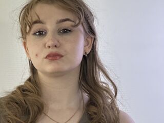 topless cam girl ShelbyGootee