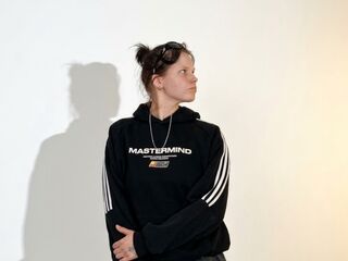 camgirl porn webcam ShielaVanhamlin