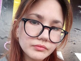 live webcam performer SilvanaTopps