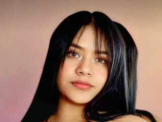 naked girl with cam masturbating SolRusso