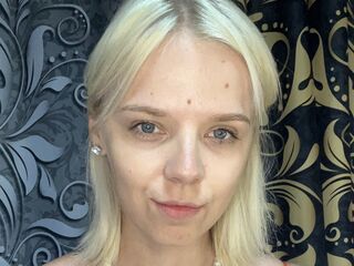 beautiful camgirl SophiaKims