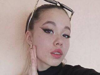 camgirl masturbating with sextoy SteffaniePons