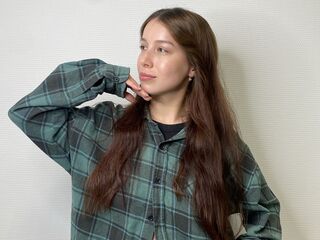 free live chatroom TressieClendenin