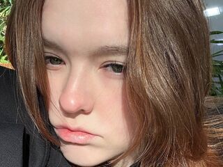 live webcam performer TwannaShumate