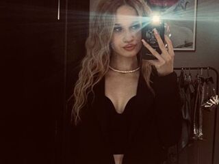 camgirl live sex UdeleDaughtrey