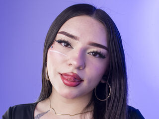 cam girl playing with vibrator ValeriaLeiva