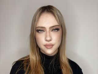 free live sexcam VirgieJanosek